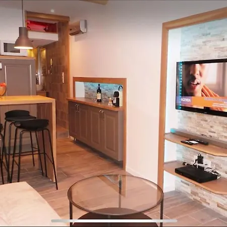 Beau Avec Mezzanine 公寓 *
